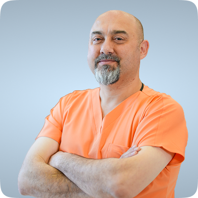 Dr. Sinan Aysen portresi